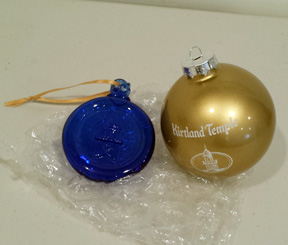 2 ornaments
